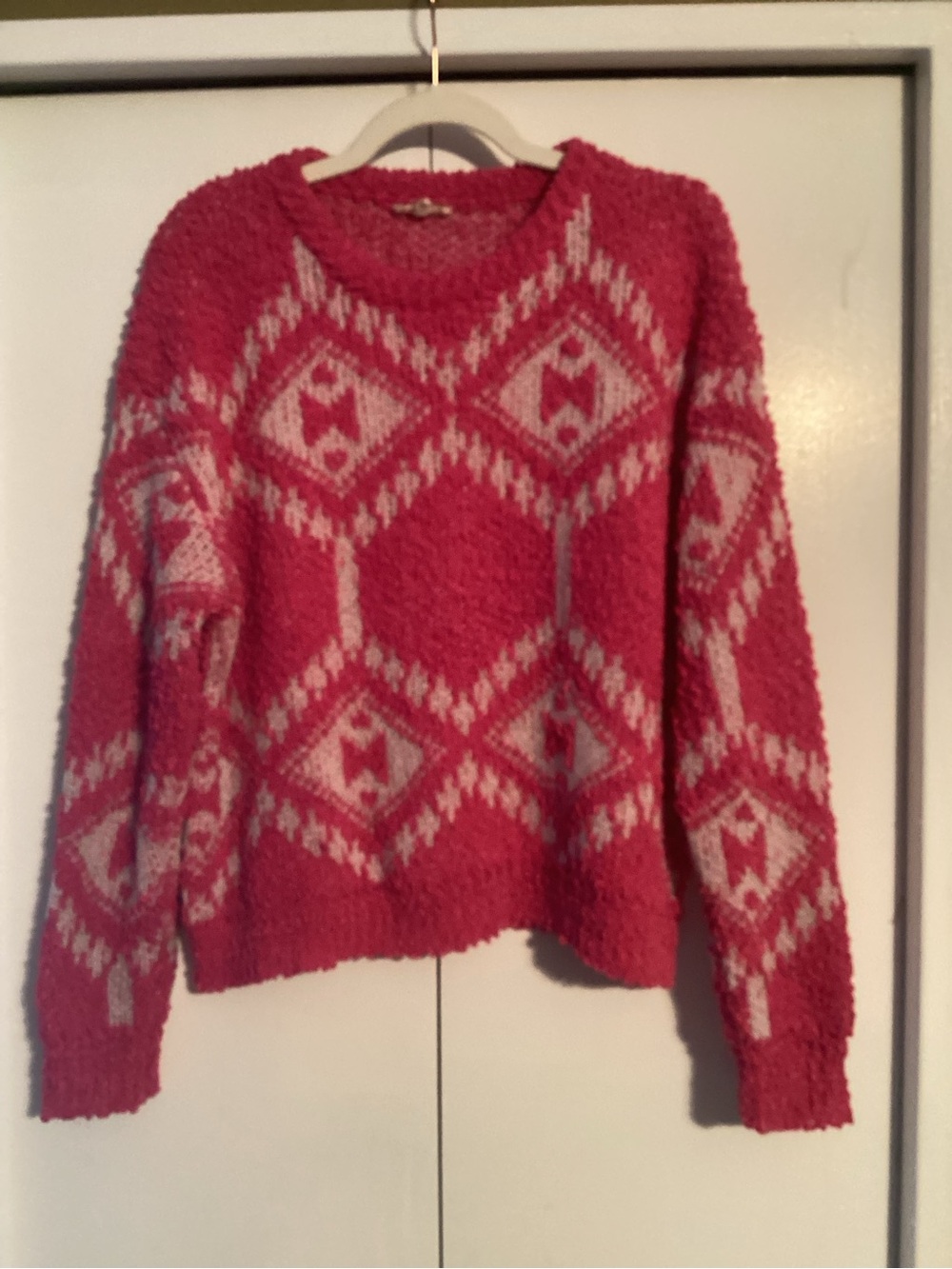 eesome Pink and Cream Geometric Crewneck Sweater